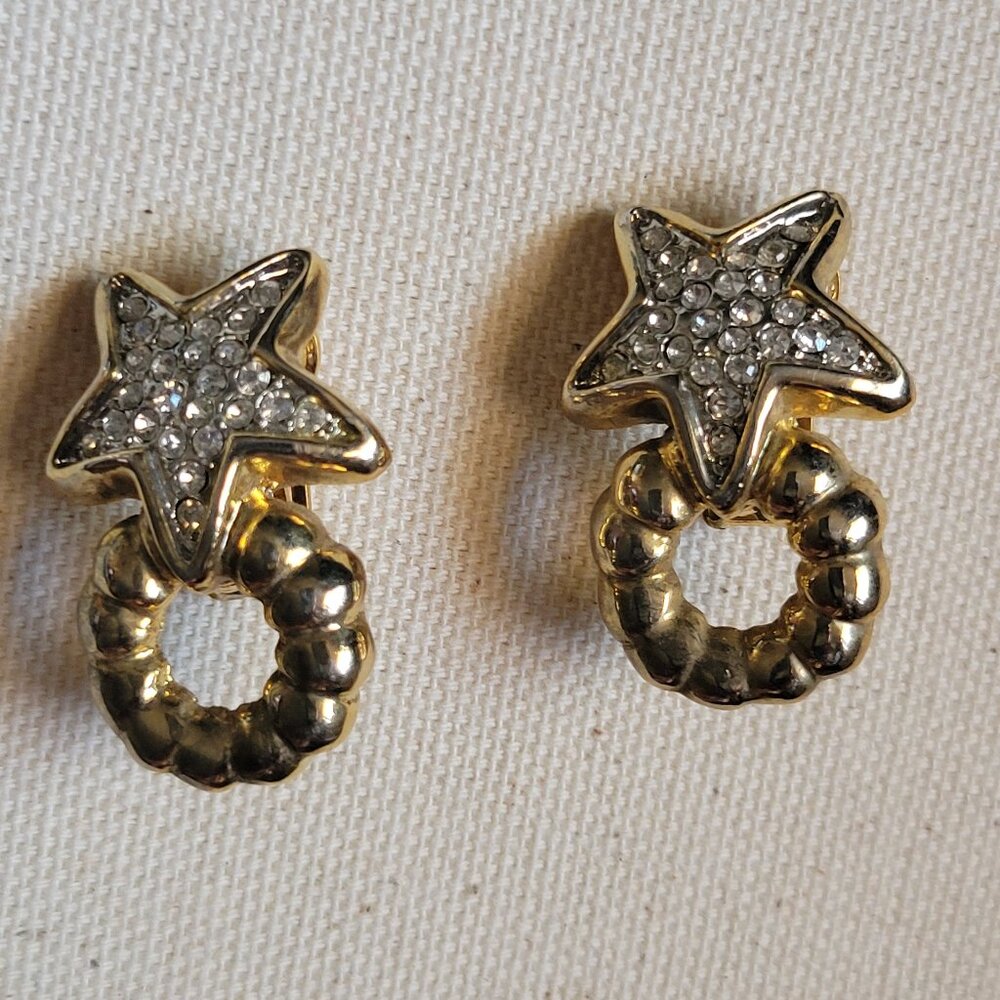 Vintage Gold Star Rhinestone Earrings - Clip On